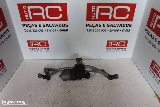 Limpa Para Brisas Peugeot 208 - 1