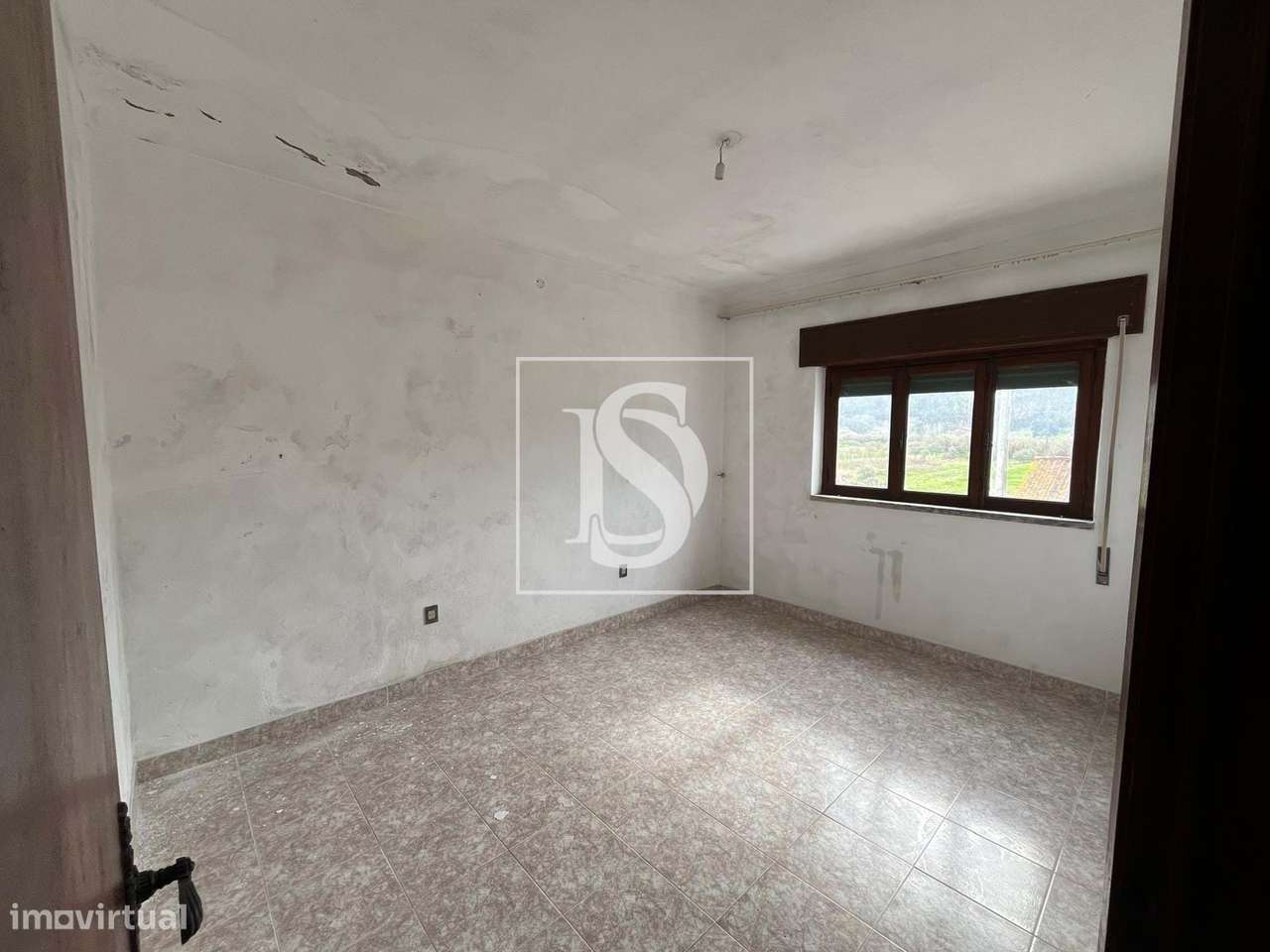 Moradia T3 - Comércio e Habitação - Bicas - Abrantes-25