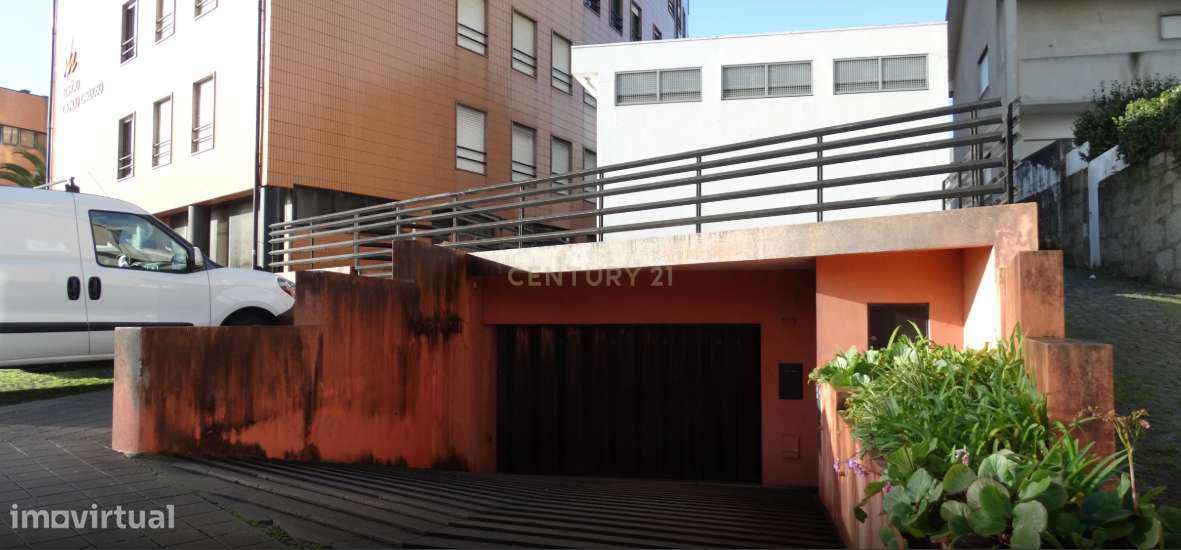 Lugar de garagem Interior 20 m2 Lordelo do Ouro -Porto - Grande imagem: 4/9