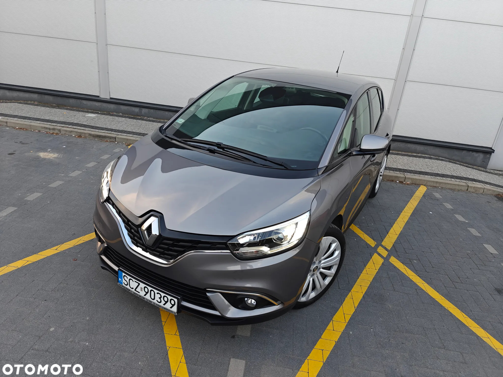 Renault Scenic 1.5 dCi Dynamique - 18