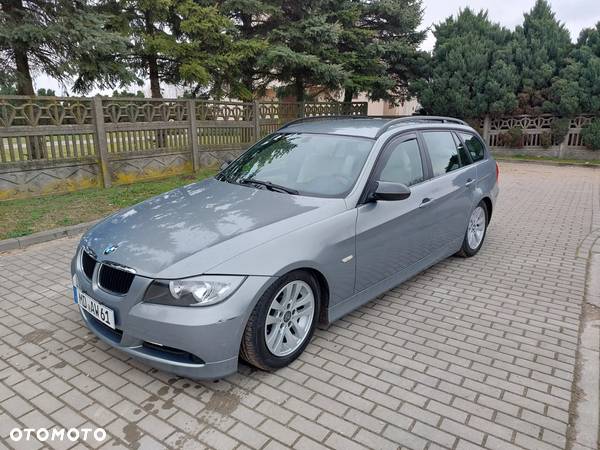 BMW Seria 3 - 12