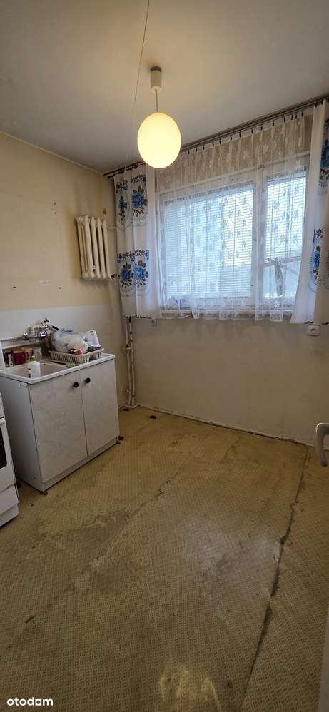 ul. Śliwińskiego - obok szkoła, przedszkole, żłobek, 2 piwnice-4