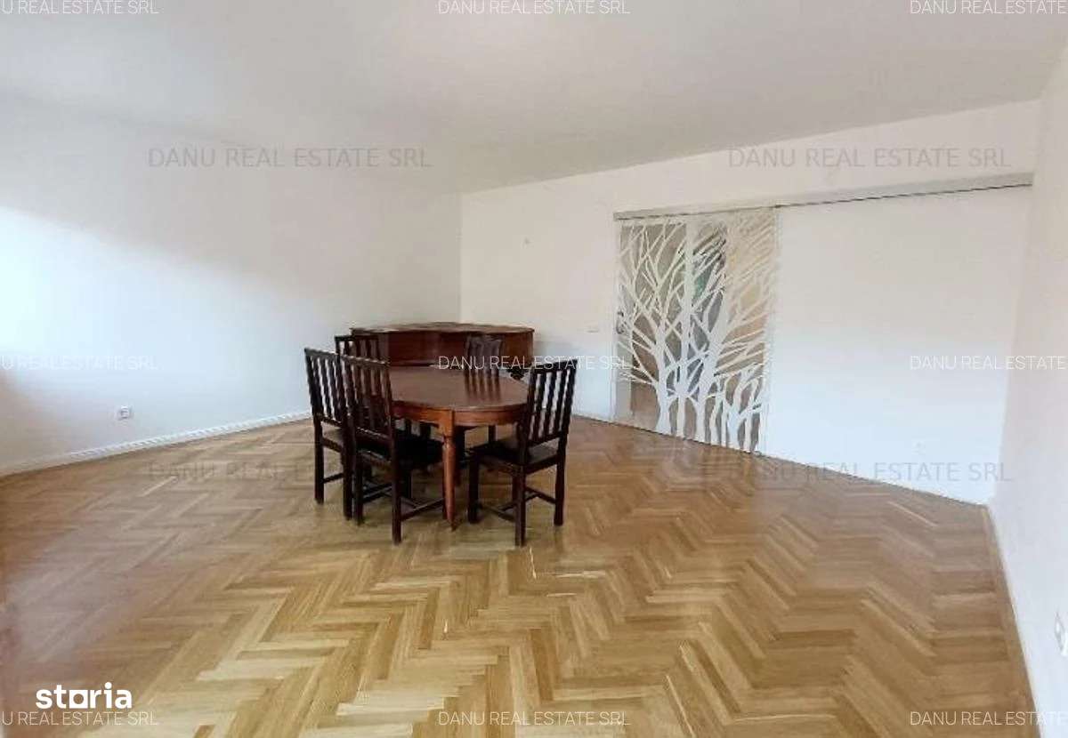 Vila deosebită de vânzare în centrul istoric al Brașovului-12