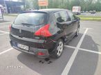 Peugeot 3008 HDi FAP 150 Premium - 11