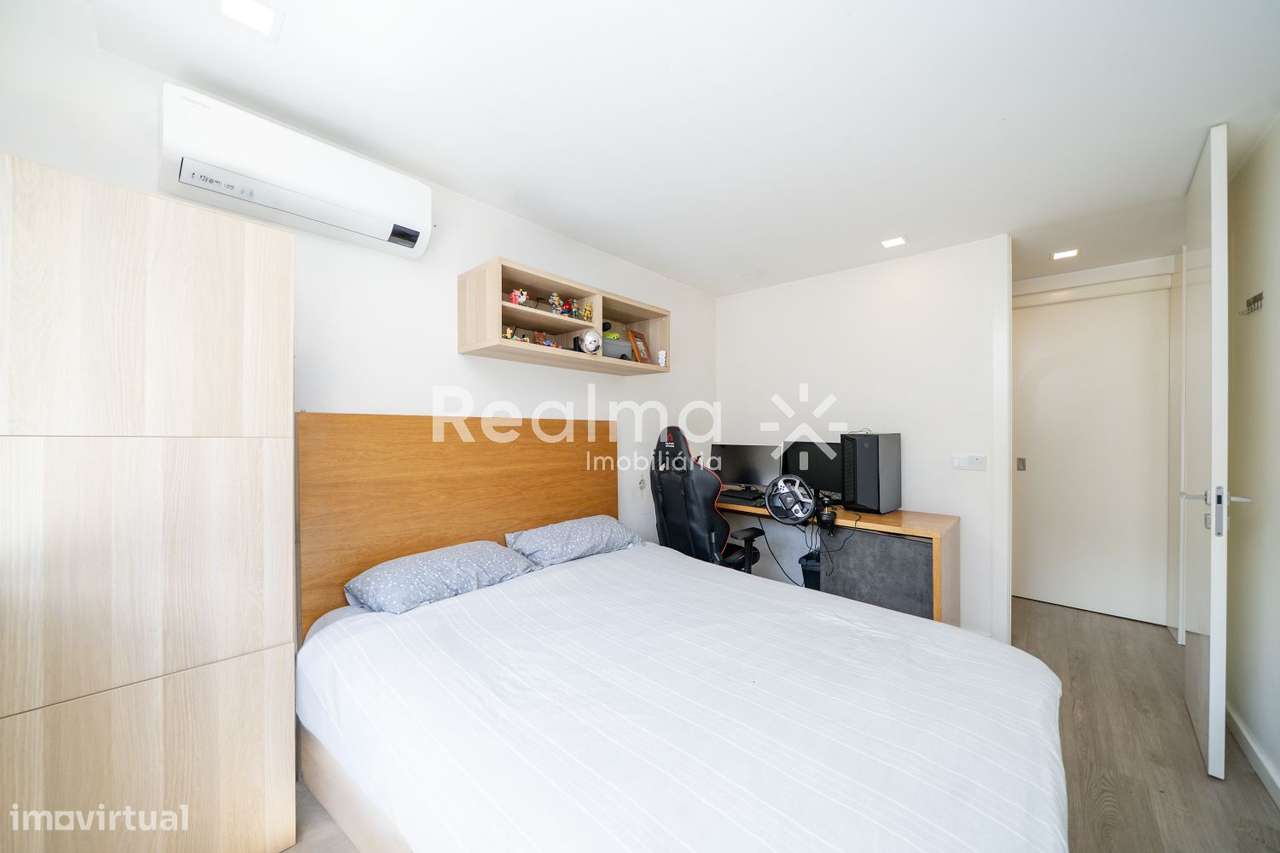 Apartamento T3 Areal- Totalmente Renovado-31
