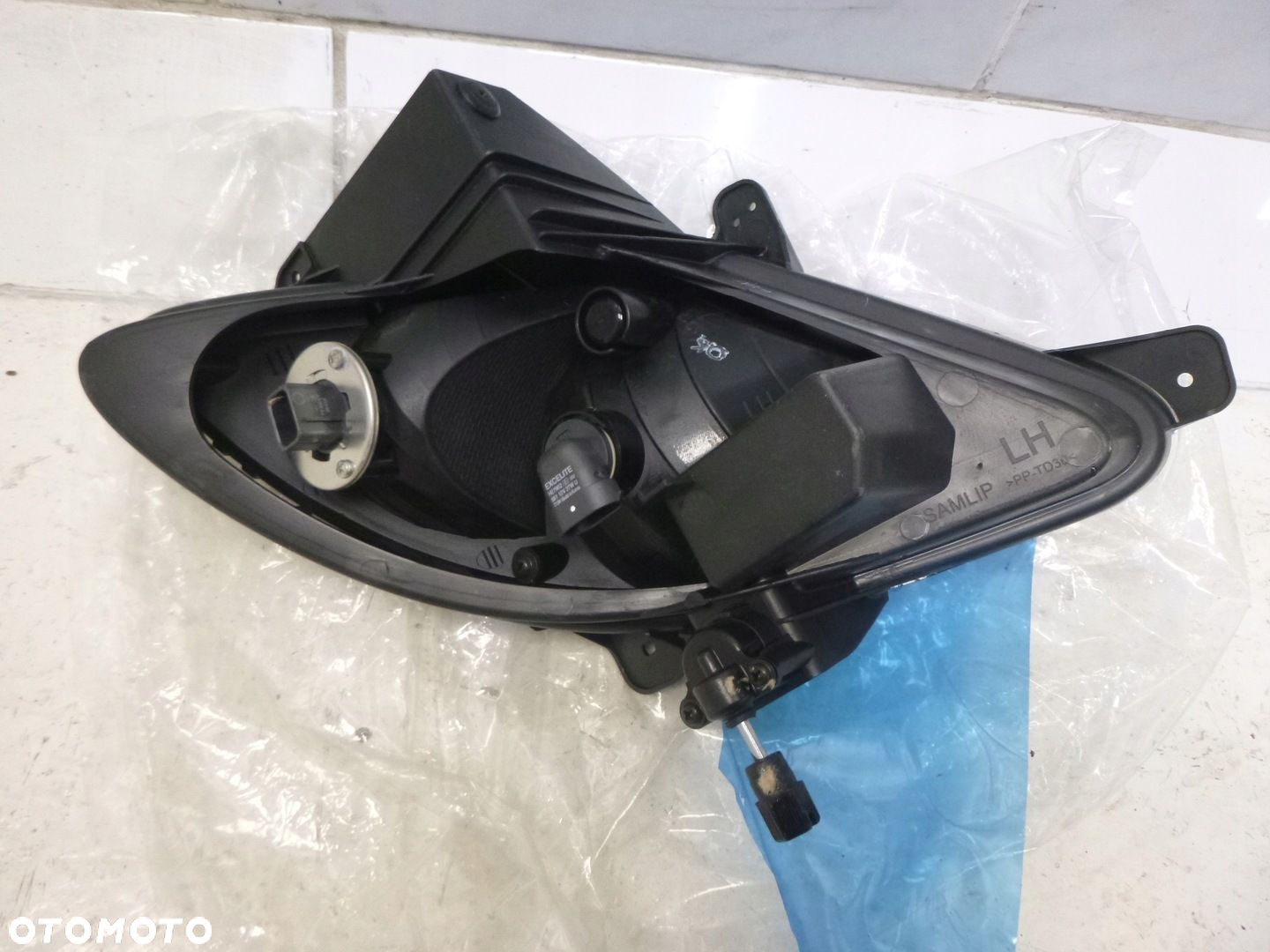 HYUNDAI ix20 JC LAMPA PRZECIWMGIELNA LEWA PRZÓD - 9