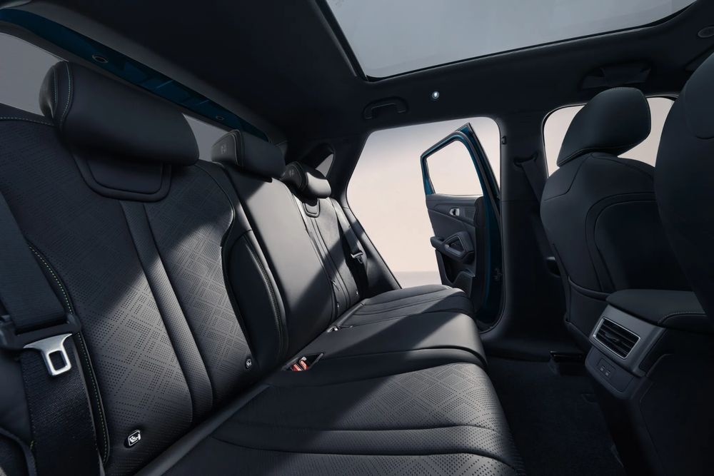 Przedsprzedaż / Zasięg 1000 km / Kamera 360 / Nawigacja Google