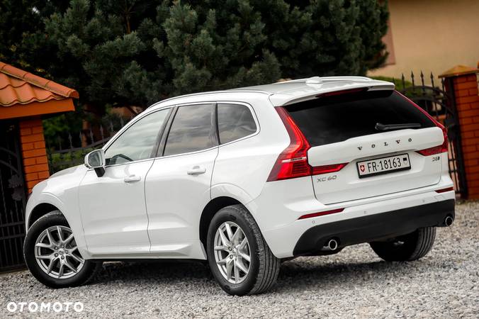 Volvo XC 60 D5 AWD Inscription - 10