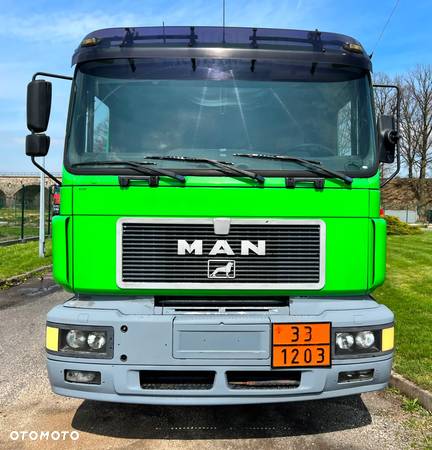 MAN 19.403 Autocysterna - 3