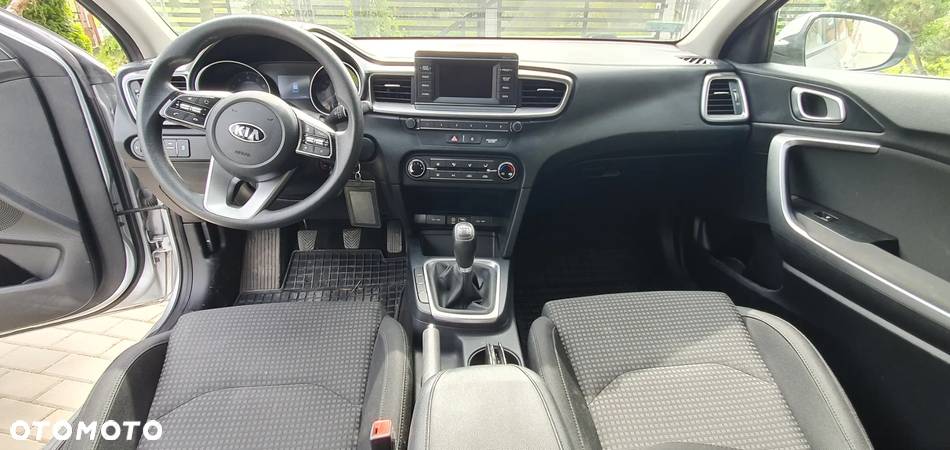 Kia Ceed 1.4 L Business Line - 4