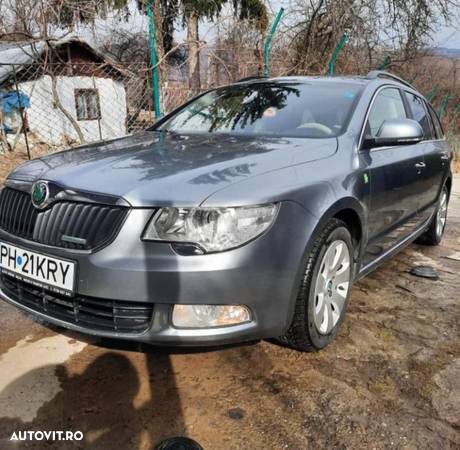 Skoda Superb 1.6 TDI GreenLine - 2