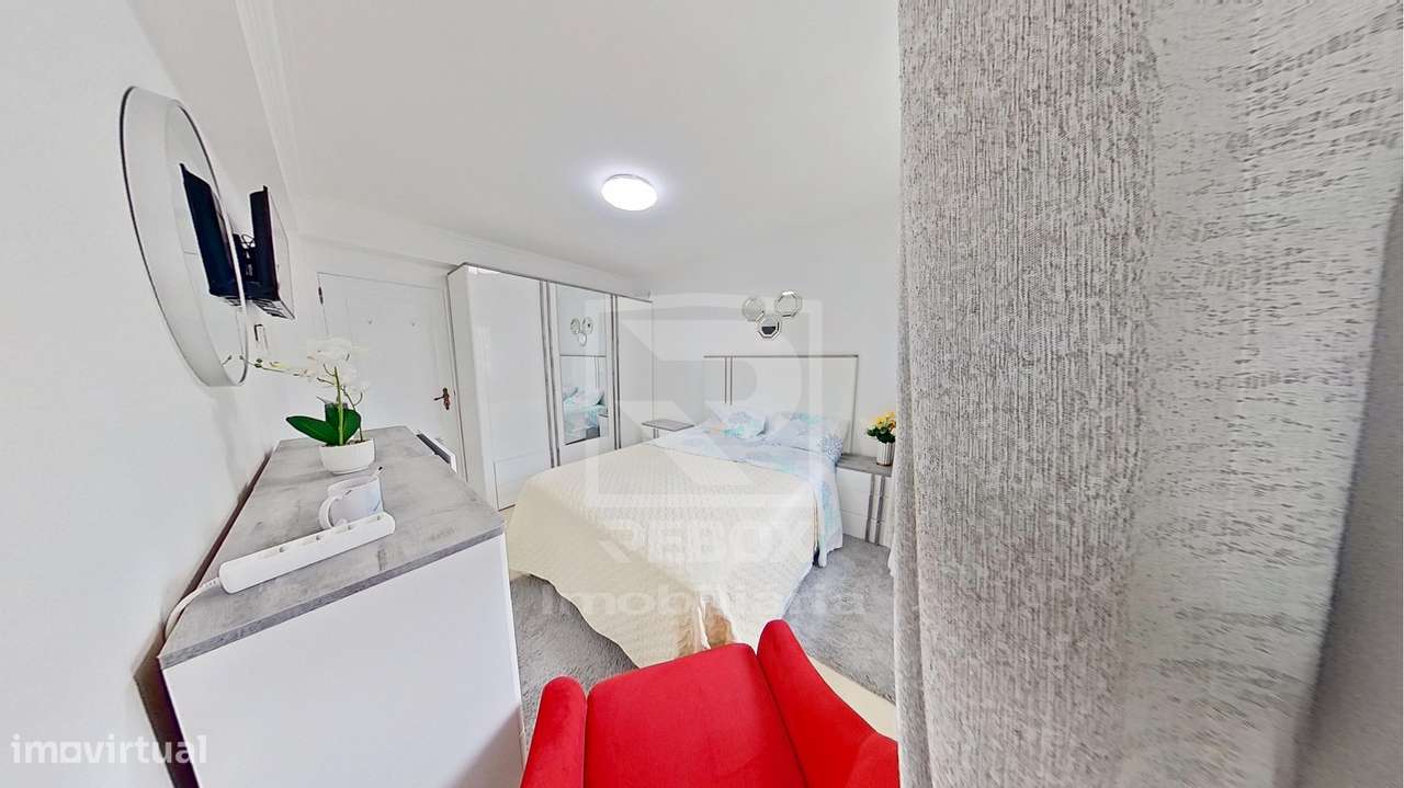 Apartamento T4, lavandaria e excelente aproveitamento do espaço-16