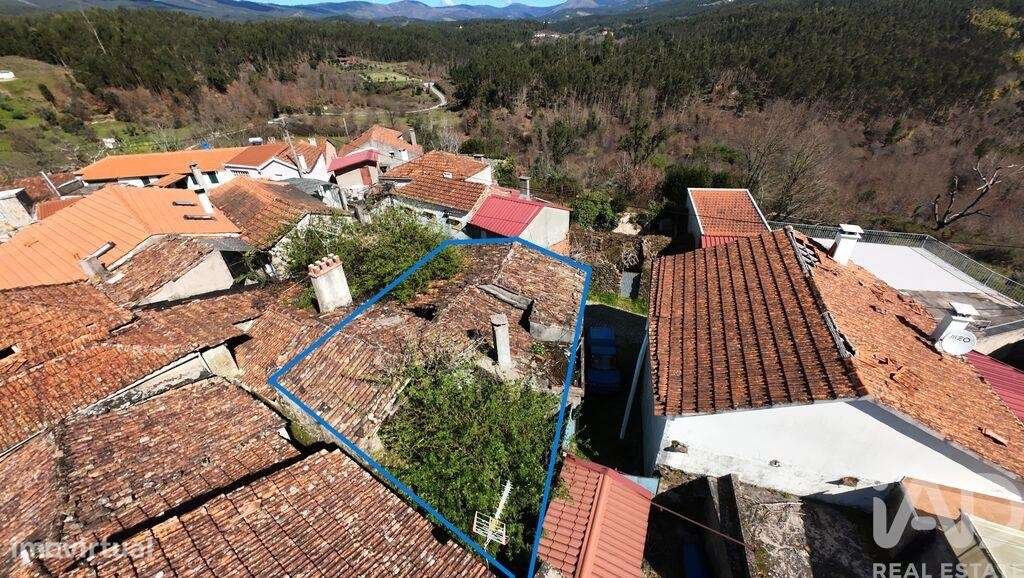 Casa / Villa T1 em Castanheira de Pêra e Coentral de 120 m2 - Grande imagem: 3/29