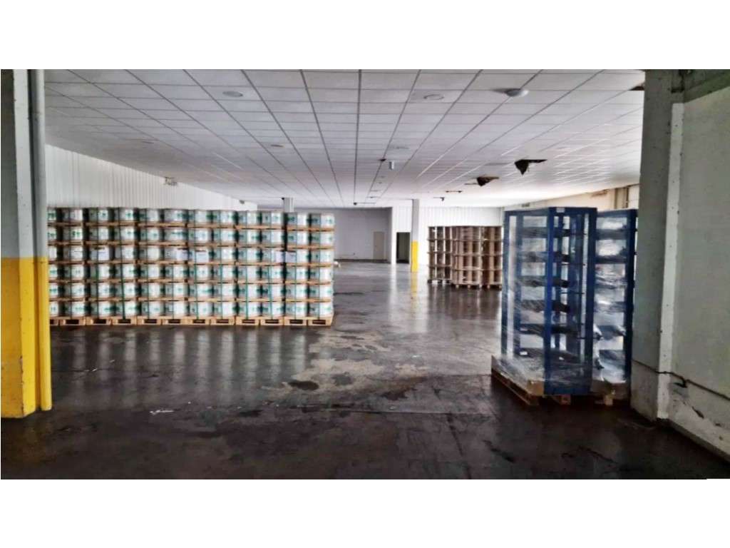 Instalações industriais/logísticas junto ao Aeroporto - Grande imagem: 4/13