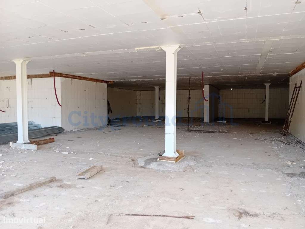 Apartamento T2 em Condomínio Fechado nos Pousos - Tecnologia Verde-15