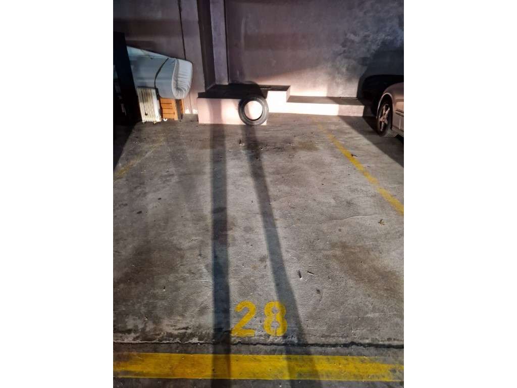 Arrendamento de Garagem - Rua do Visconde de Setúbal, 51, Paranhos ... - Grande imagem: 2/2