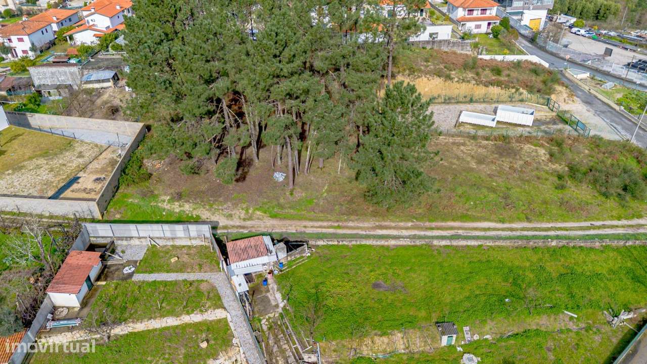 Terreno de Construção na rua Lamas de Couto, Fregim, Amarante-9