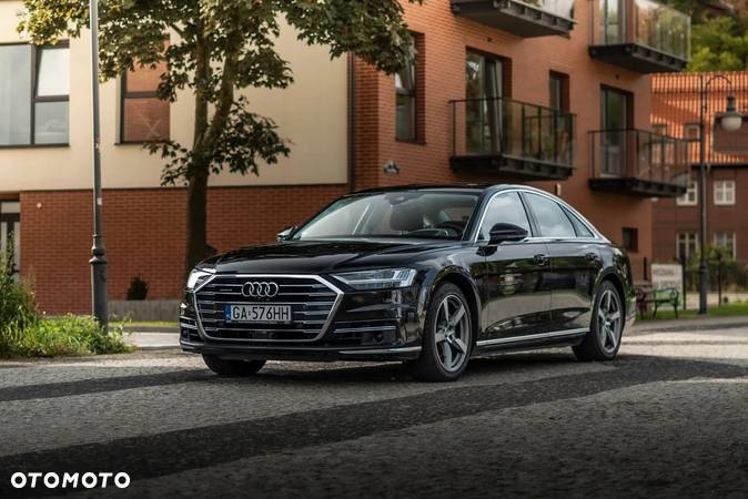 Audi A8 - 1