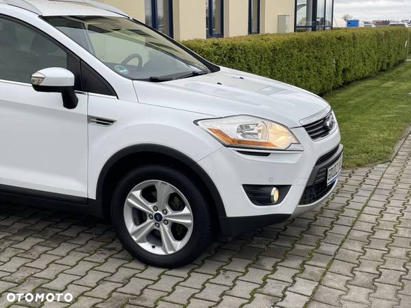 Ford Kuga 2.0 TDCi 4x4 Titanium - 3