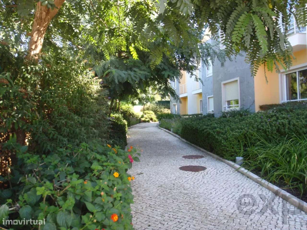 T2 para Arrendamento, no Condominio Jardins de Birre - Cascais - Grande imagem: 3/25