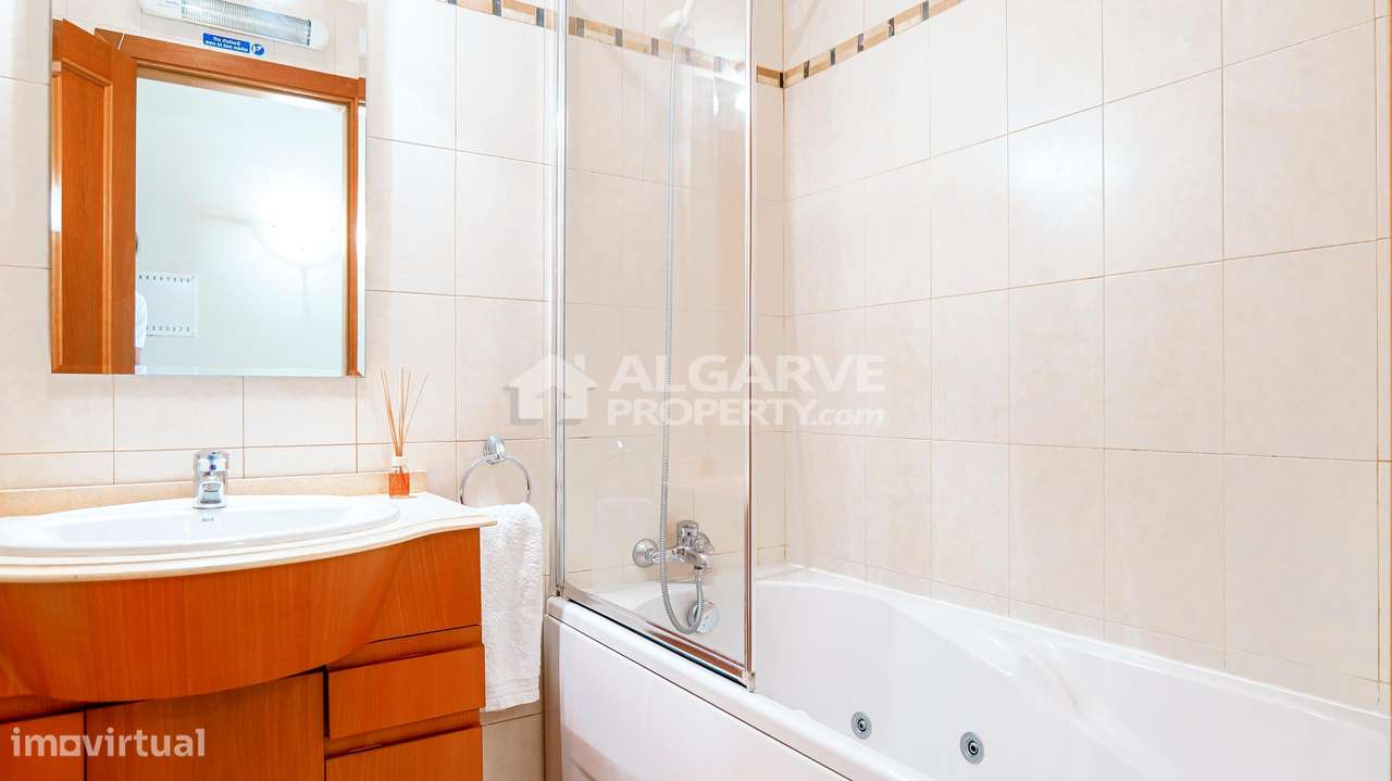 Apartamento T2 de Canto, no Rés do Chão com Vistas para o Golfe | Mill-25