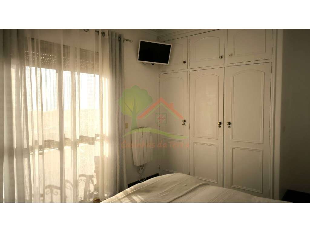 Moradia T5 com Vista de Mar Deslumbrante em Baleia, Carvoeira!-20