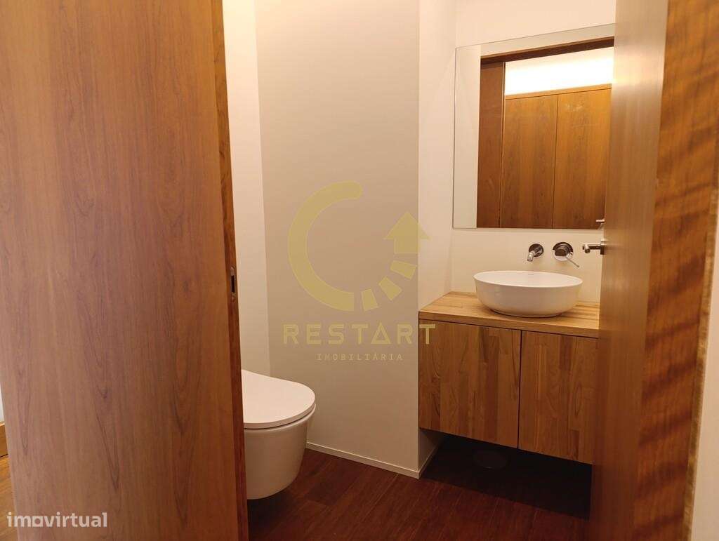 T4 Duplex de Elevada Qualidade - Centro Trofa - Grande imagem: 3/59