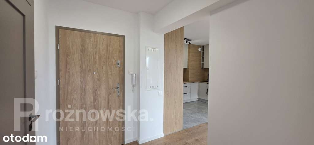 Świeżo wykończone 2 pokoje | duża loggia | winda-12
