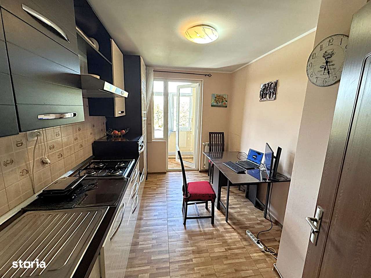 75000 Euro NEGOCIABIL, 3 camere, liber, decomandat,  Gradina Publica - Imagine principală: 4/11