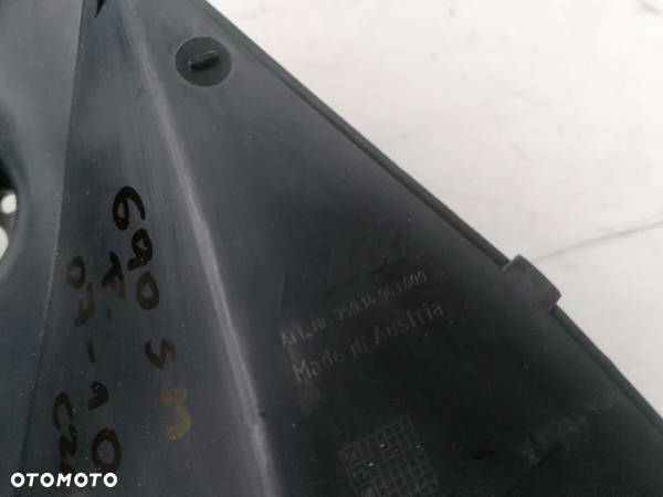 KTM 690 SM Supermoto owiewka czacha prawa 07-10 - 8