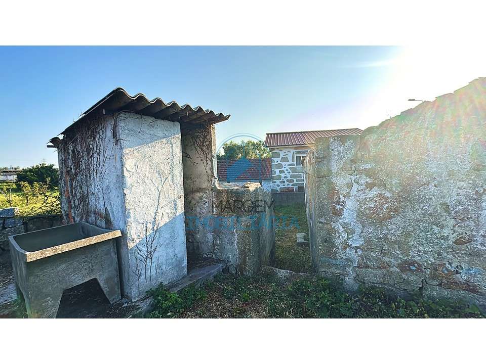 Moradia térrea para Restauro | 581 m²-16