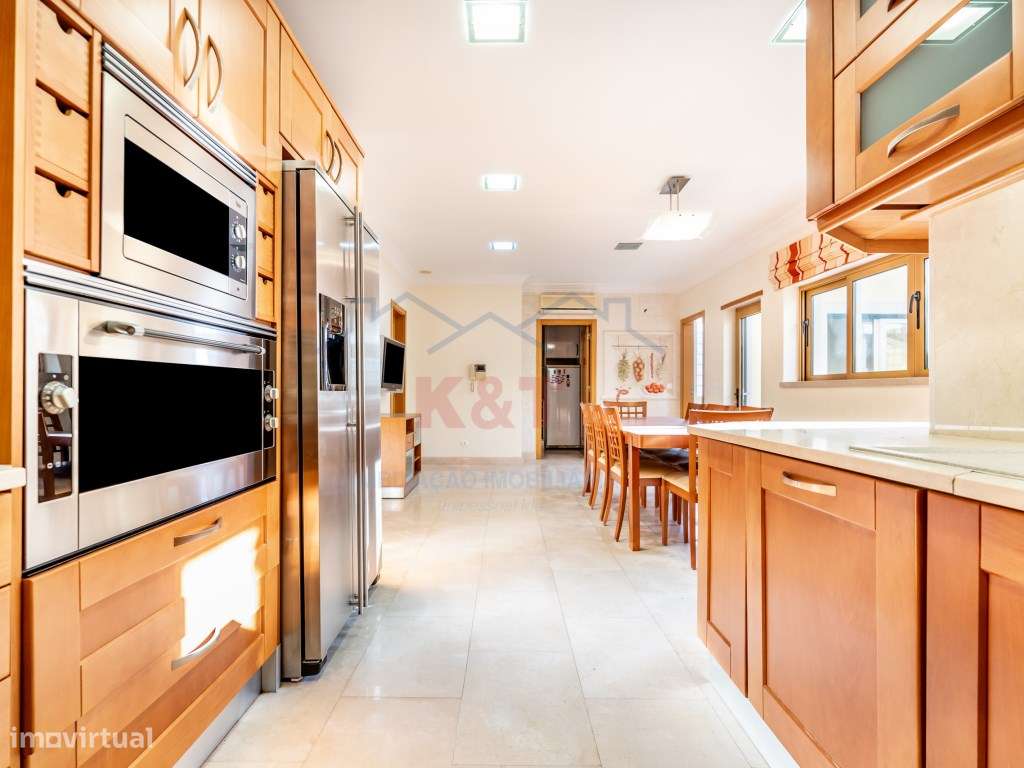 Moradia T5 de Luxo + Apartamento T3 - Lagoa-47