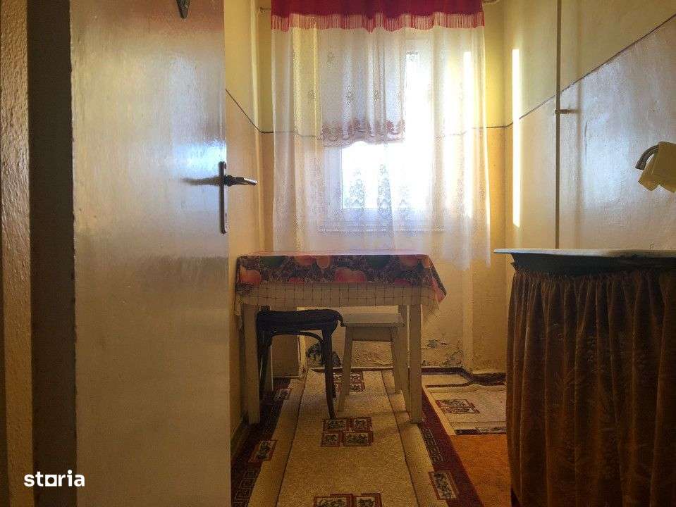 Apartament 3 camere confort 2 zona Viziru 3 - Imagine principală: 5/5