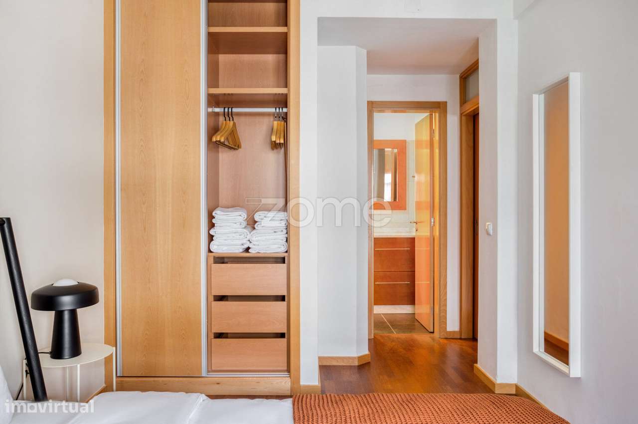 Apt T3 totalmente renovado no centro de Lisboa, junto à Gulbenkian-25