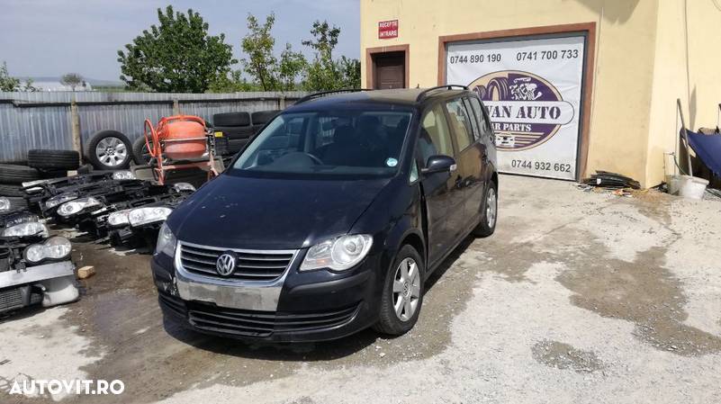 Dezmembrez / Dezmembrari / Piese Volkswagen Sharan 2012 - 11