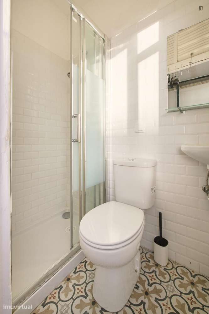 Quarto - localizado em Arroios Lisbon - Grande imagem: 2/23