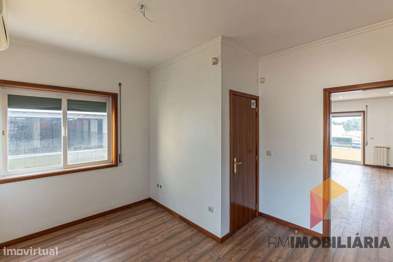 Moradia T4 em Fânzeres-20