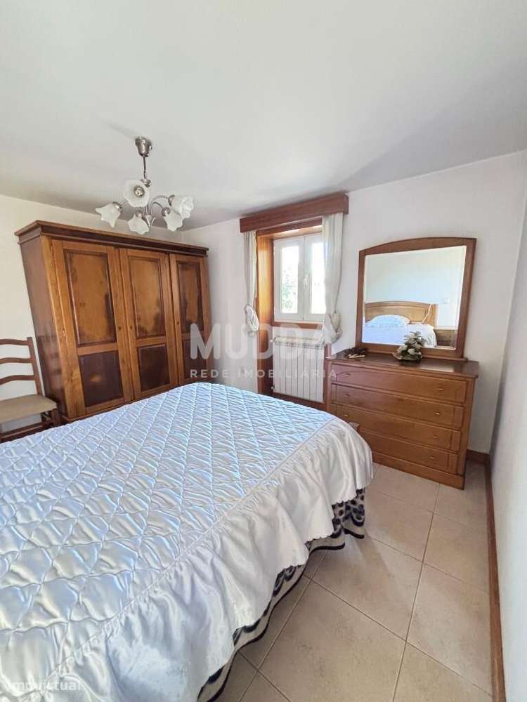 Moradia de 2 Pisos – Excelente Oportunidade em Romariz, Santa Maria da-8