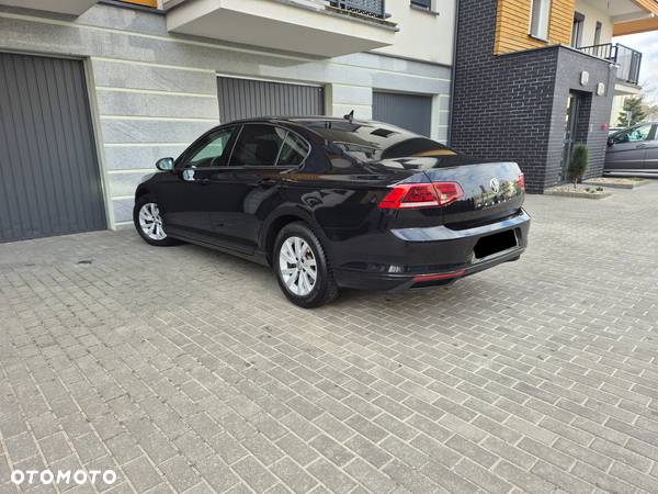 Volkswagen Passat 2.0 TDI EVO Business - 4