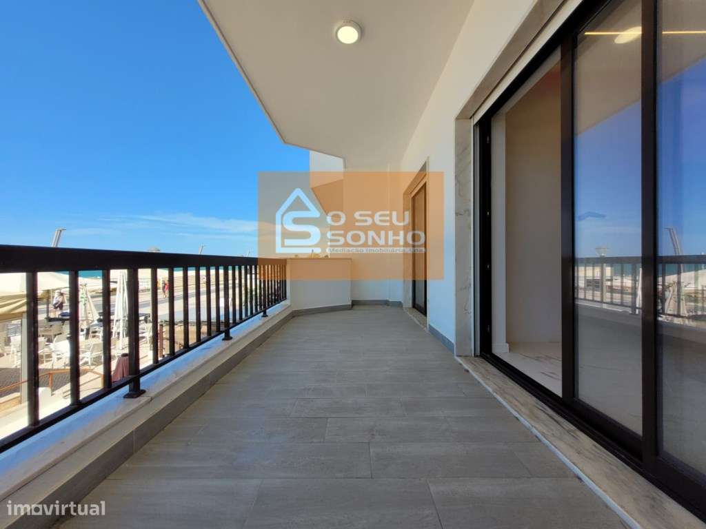 Apartamento T3 na primeira linha de mar em Quarteira-22