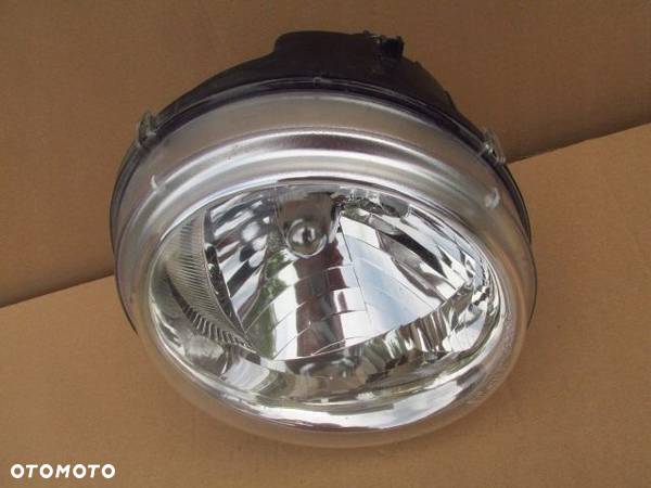 Cherokee Liberty KJ 01-07 Reflektor lampa lewy przód ANGLIK - ładne szkło - 3