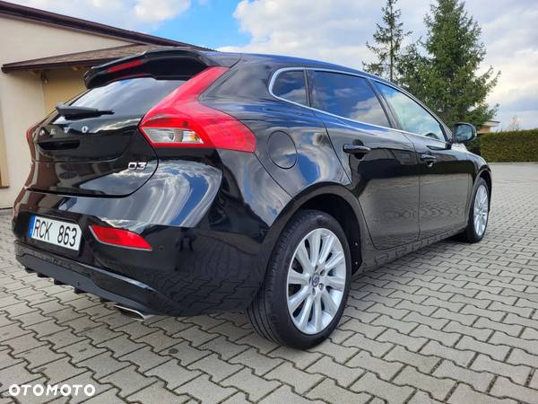 Volvo V40 CC D3 Drive-E SCR Momentum - 6