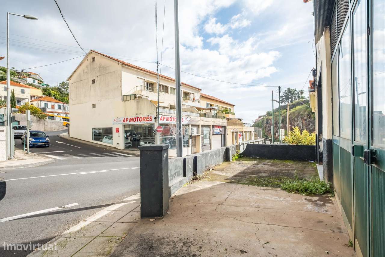 Moradia T6 em Santa Luzia, Funchal, Madeira-24