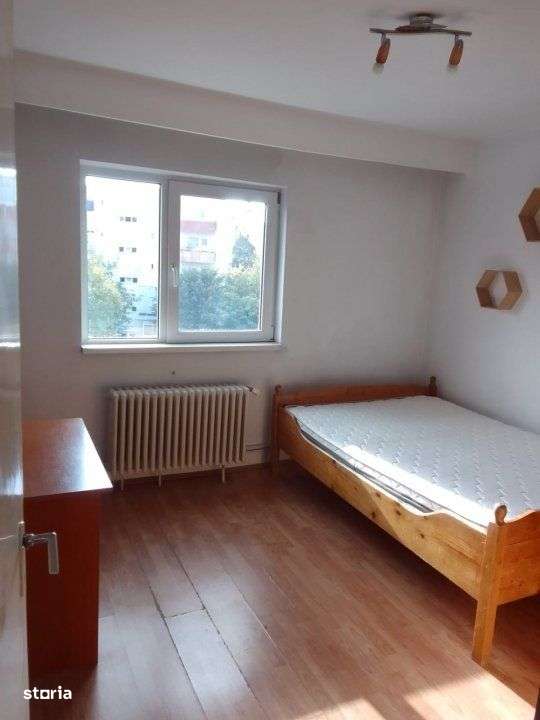 Apartament cu 3 camere Manastur  strada Campului - Imagine principală: 3/5