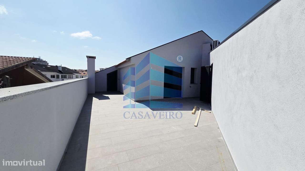 Apartamento T2 Duplex com terraço  centro de Esgueira-30