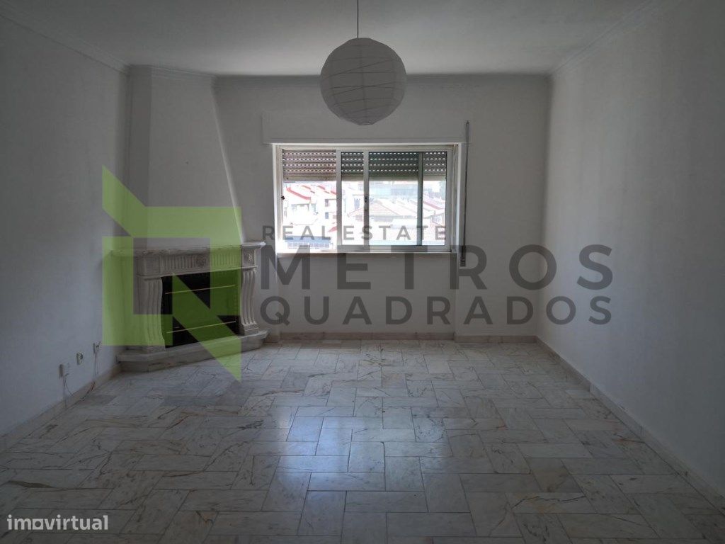 Apartamento T2 Agualva Cacem