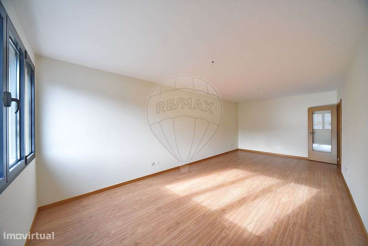 Apartamento T2 para arrendamento - Grande imagem: 4/15