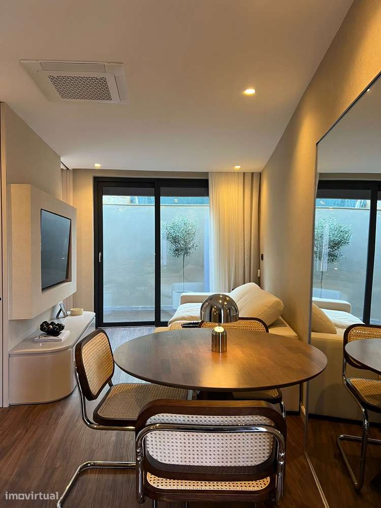 Moradia Térrea V1 com terraço e garagem - Grande imagem: 3/7