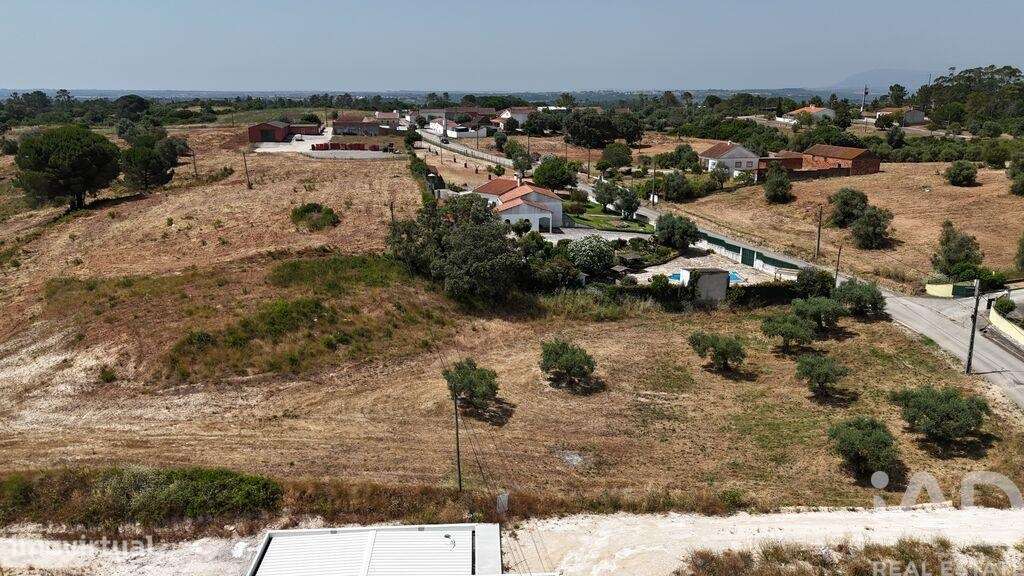 Terreno em Azambujeira e Malaqueijo de 3650,00 m2 - Grande imagem: 3/30