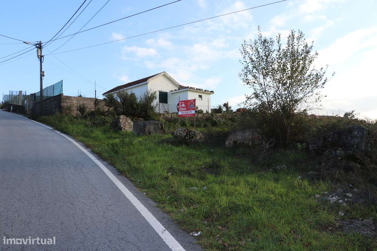 Lote de Terreno  Venda em Lustosa e Barrosas (Santo Estêvão),Lousada - Grande imagem: 2/10